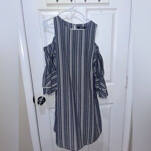 Dress with open shoulder